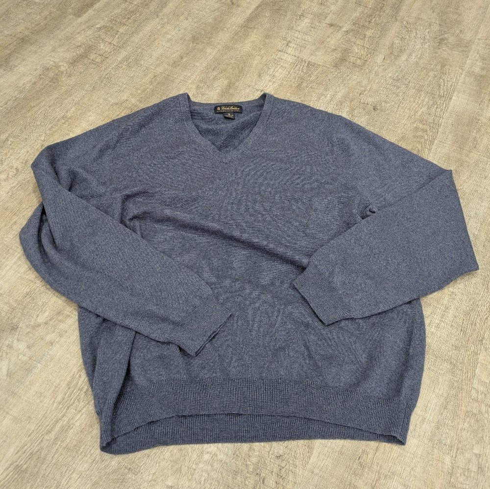 Brooks Brothers Extra Fine Italian Merino Wool Sweater Size XL